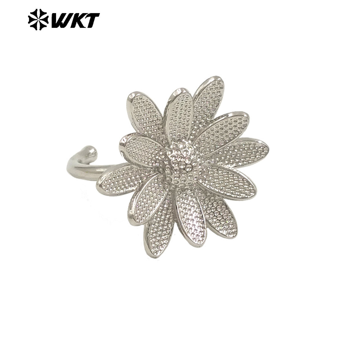 WT-R550 New Product Explosion Holy and Elegant 18K Gold Plated Bodhi Lotus Shape Natural Brass Ring for Women Daily Decoration
