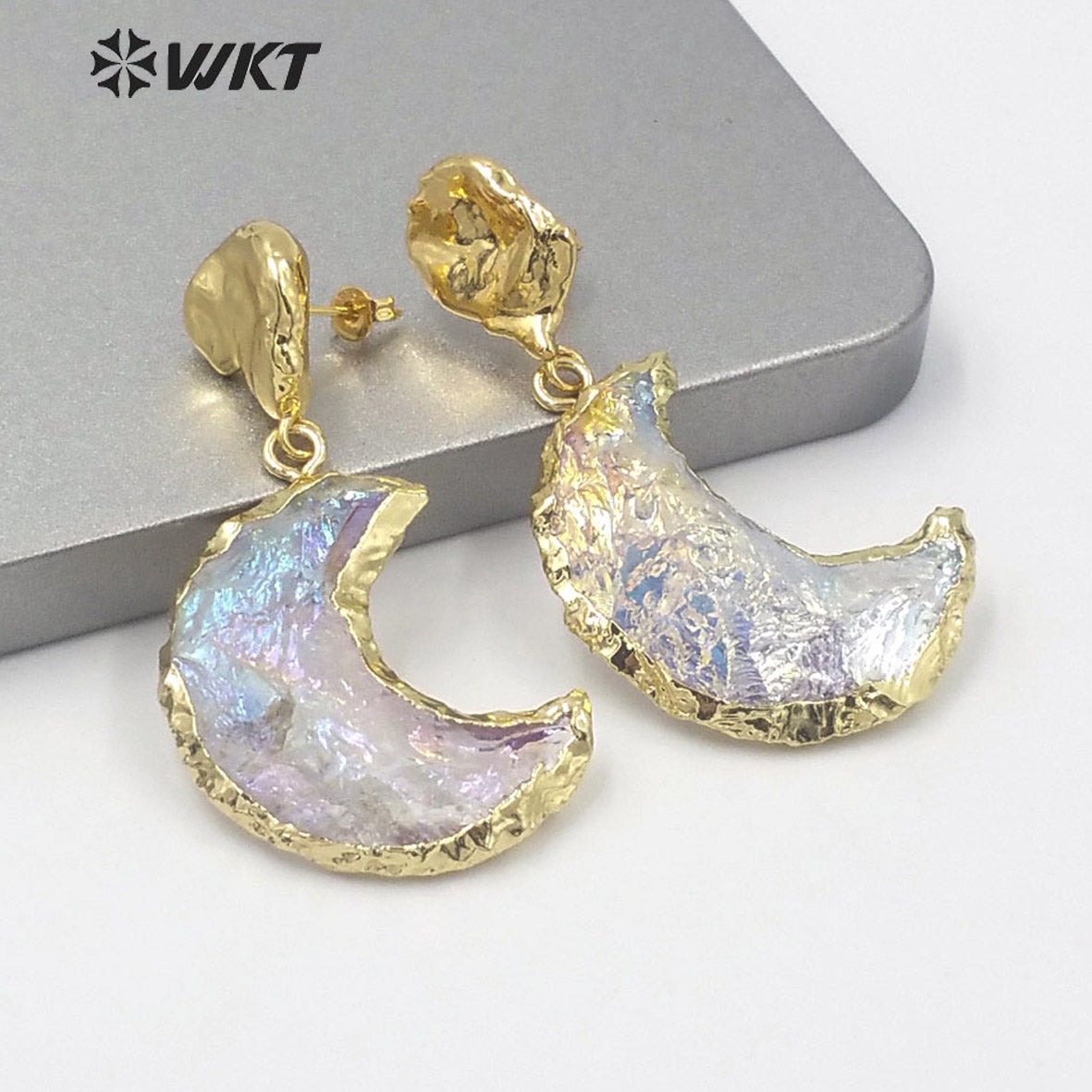 WT-E633 WKT Exclusive Natural Handmade Raw Crystal Quartz AURA Moon Earrings Fashion Gold Electroplated Raw Stone Star Earring