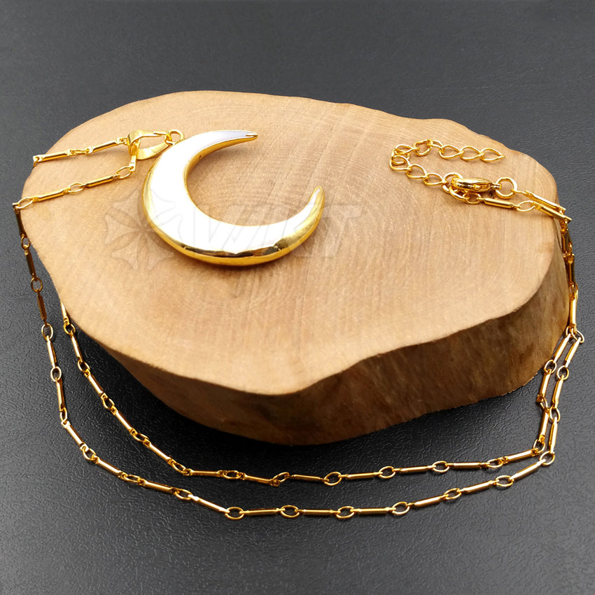 WT-N972 Wholesale New Arrival Natural Pearl Shell Pendant Necklace White Moon Shape Mother Birthday Stone Generous Necklace