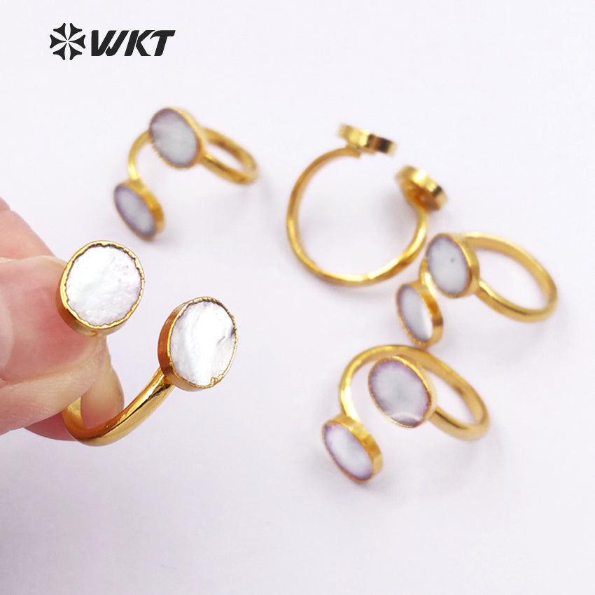 WT-R299 Exclusive Design Natural White Oval Shape Shell Rings, 18k Gold Electroplated Adjustable Double Shell Rings