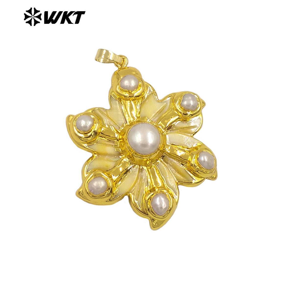 WT-JP389 New Arrival Shell Six Pearls Combination Flower Shape Colorful 18K Gold Plated Pendant Beautiful Jewelry for Women