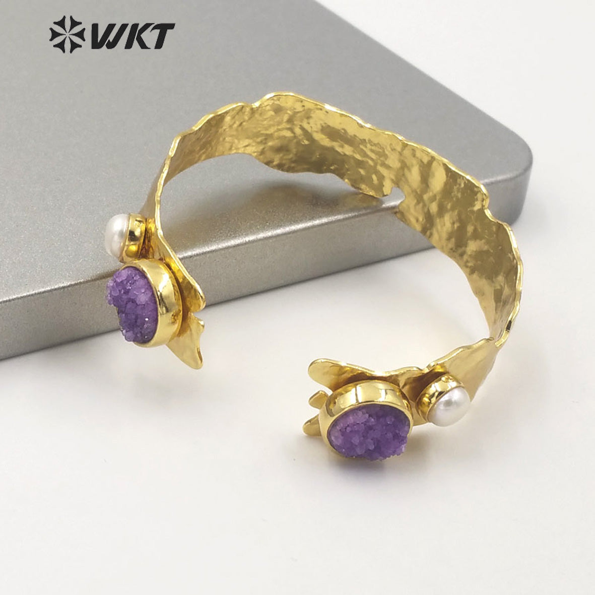 WT-B565 Wholesale Women Gold Electroplated Double Druzy Stone Bangle New Popular Irregular Gold Brass Druzy Quartz Stone Bangle