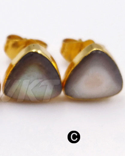 WT-E415 New Coming Natural Shell Stud Earrings High Quality Triangle Shape Shell With Gold Electroplate for Women Earrings