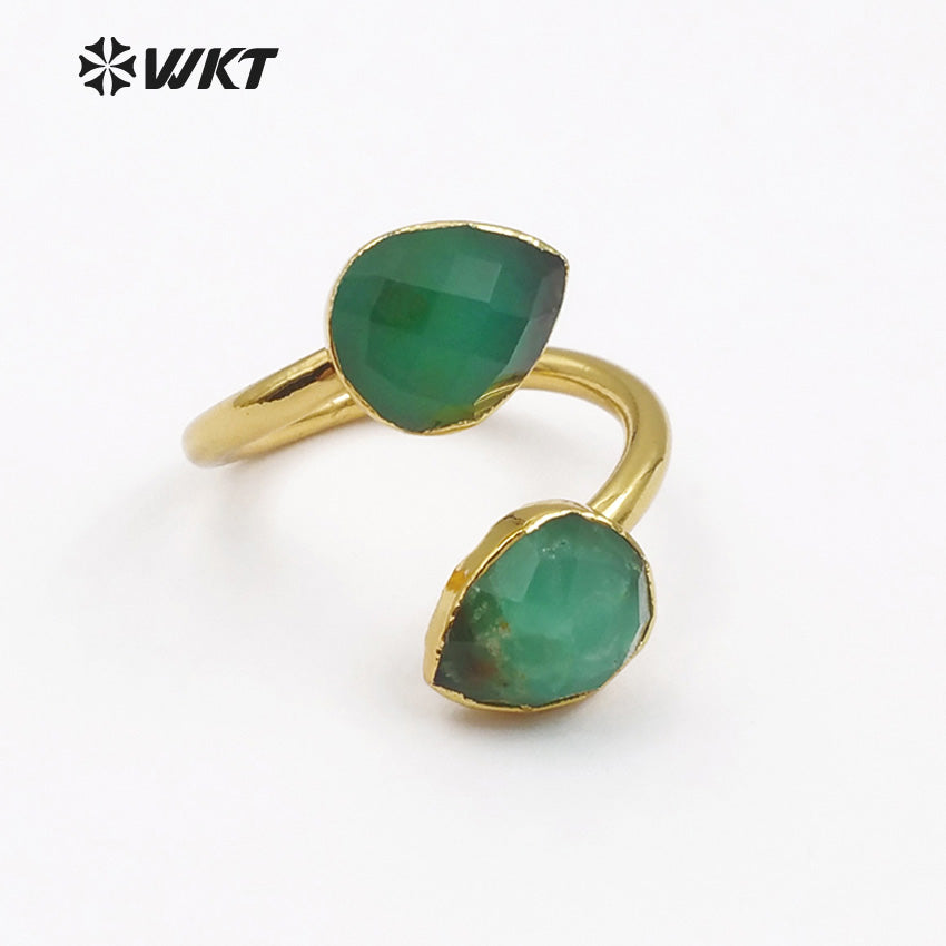 WT-R316 Wholesale Double Water Drop Faceted Green Stone With Gold Trim Women Elegant Rings Natural Chrysoprase Stone Rings