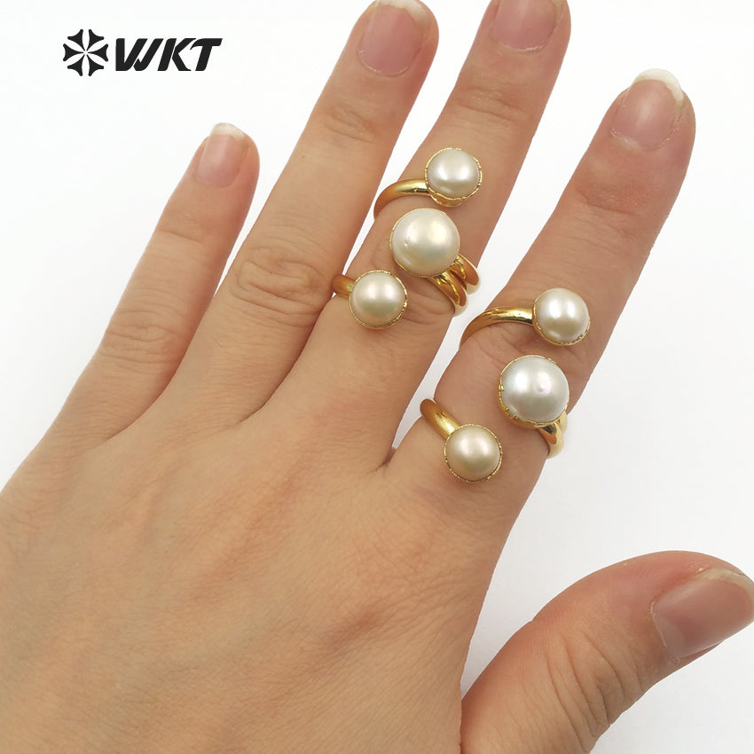 WT-R311 Wholesale Three Round Freshwater Pearl Rings Smoothly Tiny Pearl With Gold Bezel Natural Pearl Rings