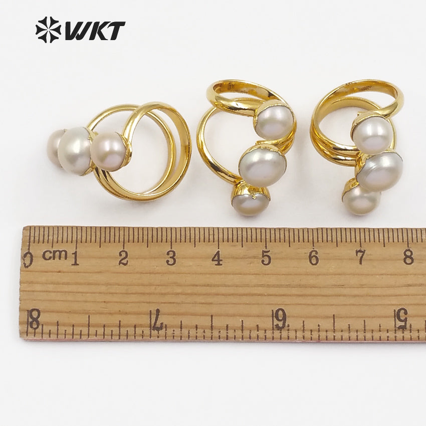 WT-R311 Wholesale Three Round Freshwater Pearl Rings Smoothly Tiny Pearl With Gold Bezel Natural Pearl Rings