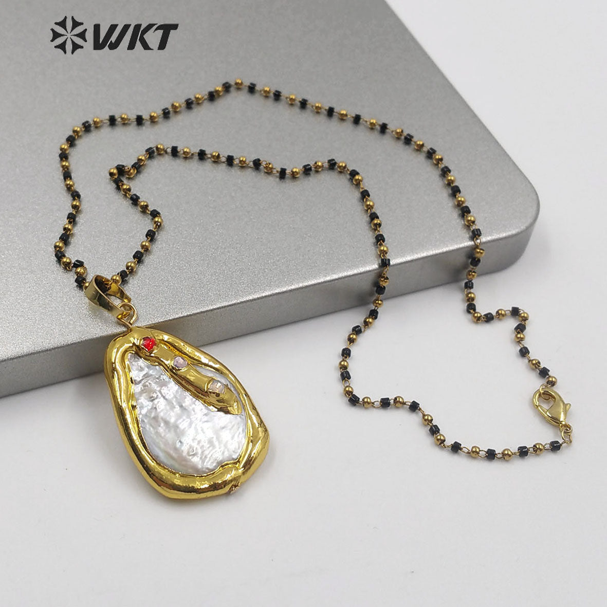 WT-MN965 Gold Plated Freshwater Pearl With CZ Charm Necklace Fashion Lady Jewelry Natural Pearl Necklace