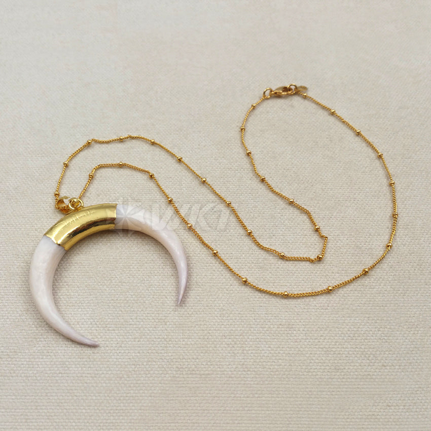 WT-N1068 WKT Wholesale New Fashion Real Gold Plating Jewelry Crescent Shape White Shell Necklace