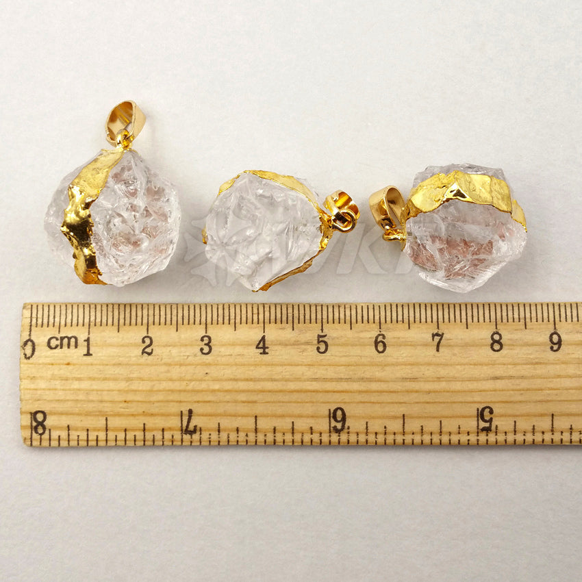 WT-P1233 WKT Wholesale Hammered Raw Crystal Quartz Round Stone Pendant with Gold Plated, Fashion Crystal Stone Pendant