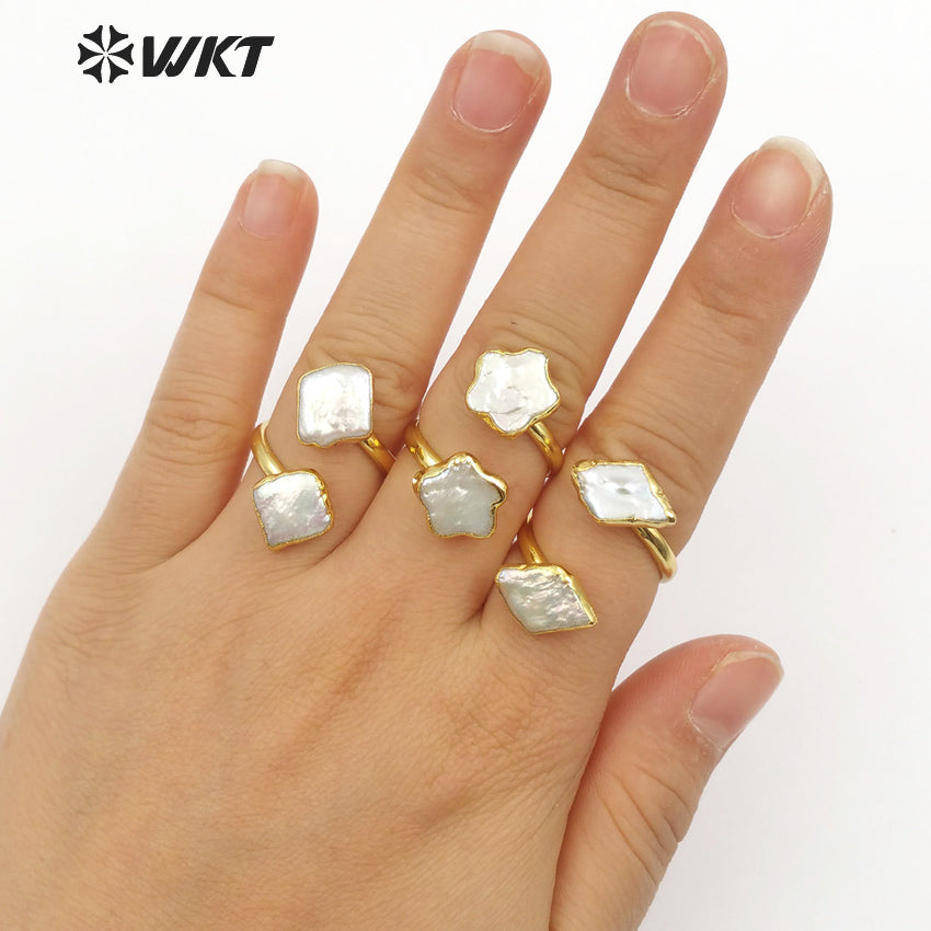 WT-R327 Stylish Small and Cute Natural Shell Rings With Pearls Dotted Flower Shape Ladies Double Layer Adjustable Pearl Rings