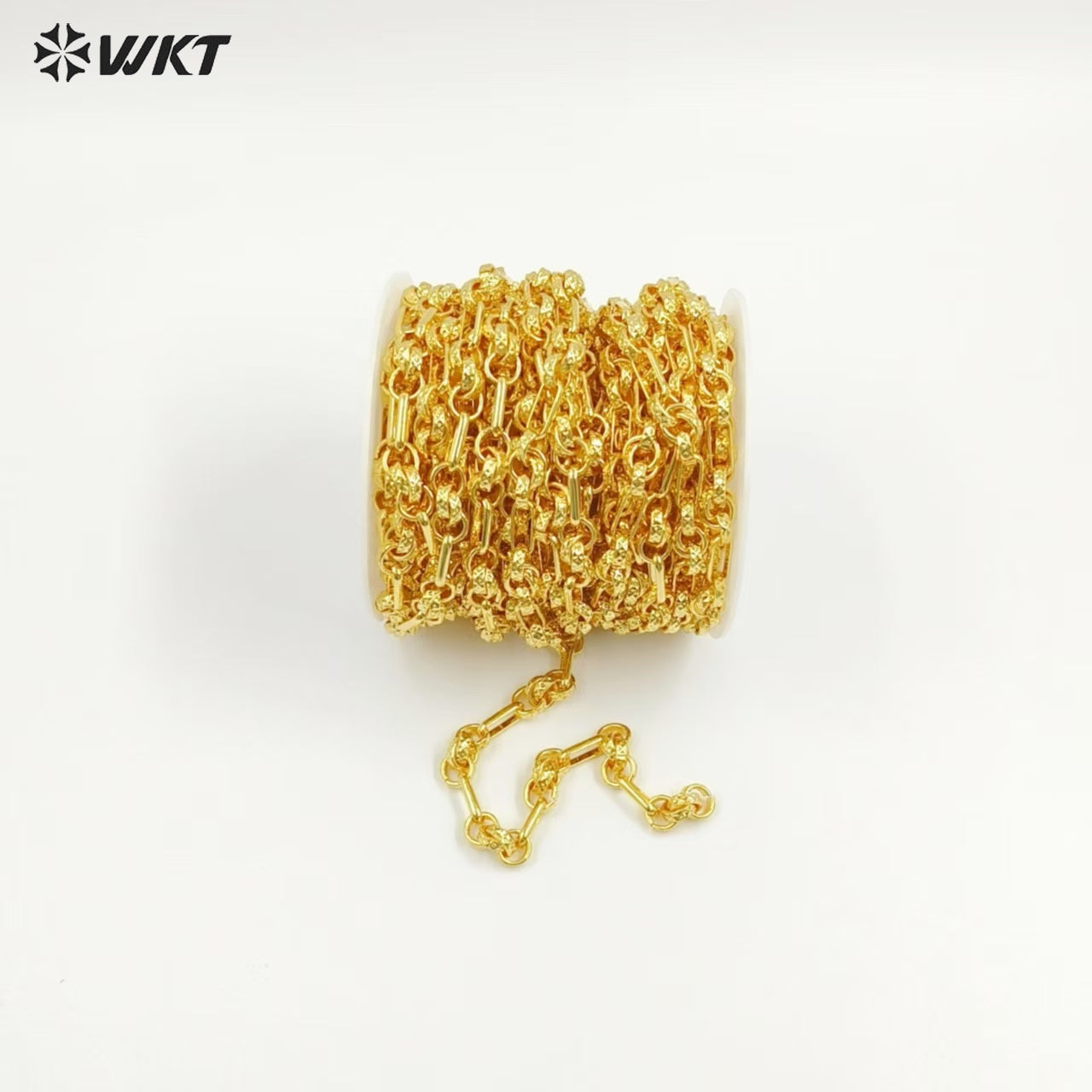 WT-BC246 Suppliers Wholesale Necklace Handmade Metal Chain With 18K Gold Plated Round And Rectangle Shape Special Design