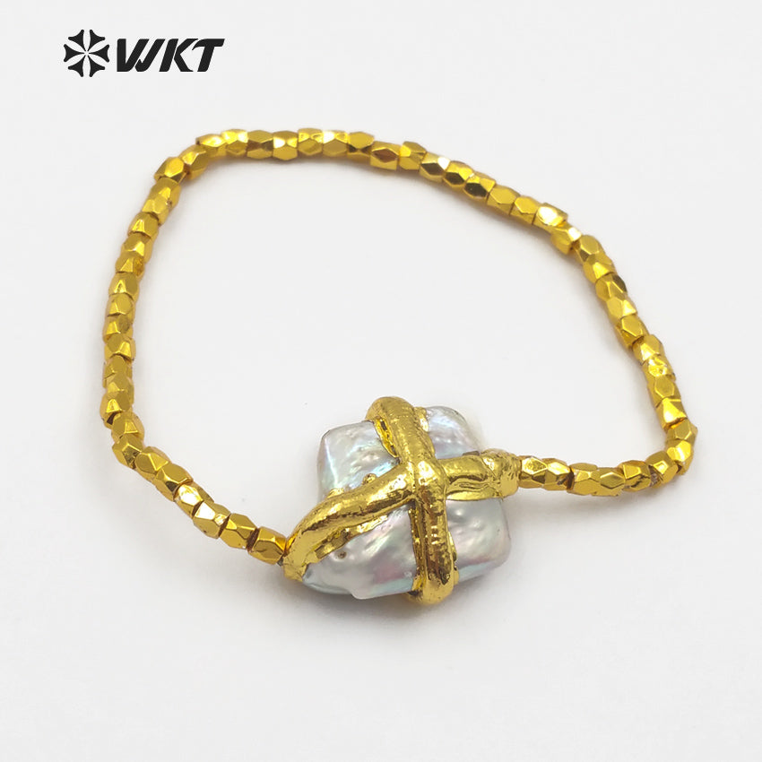 WT-B418 Amazing Gold Plated Freshwater Pearl Bracelet Women Fashionable Flexible Baroque Pearl Bracelet for Gift