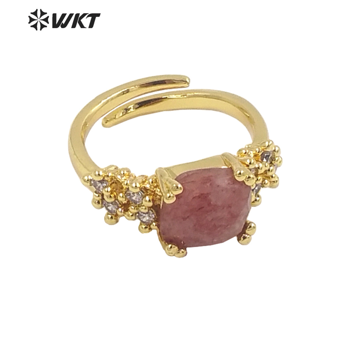 WT-R449 Wholesale Micropaved Cubic Zircon Decorative Square Stone Ring for Birthday Gift Ring Trendy Rose Quartz Ring