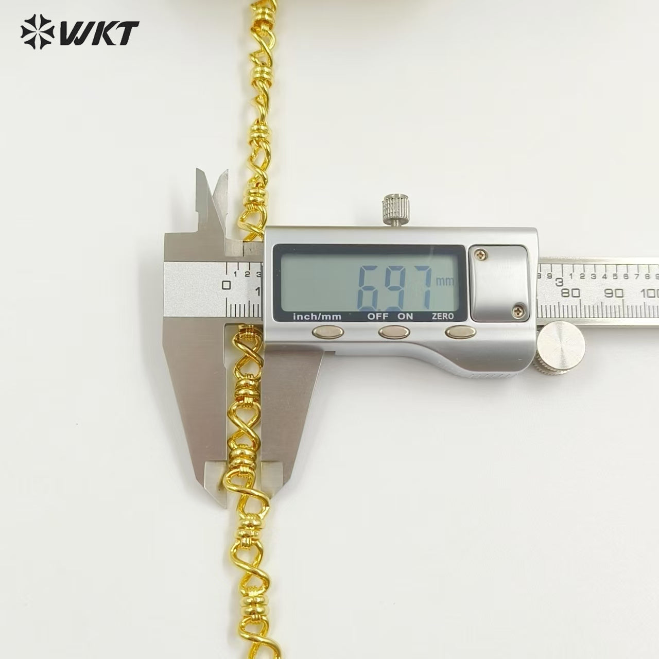 WT-BC249 High Quality Fashion Chain Link Accessories Gold Electroplated Resist Tarnishable "8" Shape Necklace Making Finding