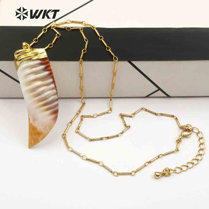 WT-JN051 Wholesale Fashion Custom Design With Pendant for Fashion Jewelry Knife Shape Beautiful Color Natural Shell Necklace