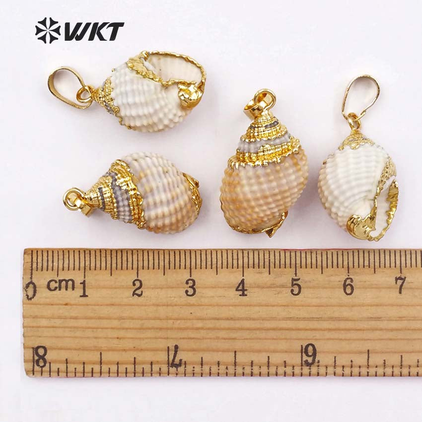 WT-JP034 Fashion Charming Newest Tiny Gold Dipped Sea Shell Pendant 18k Fashionable Beautiful Tiny Trumpet Shell Pendants