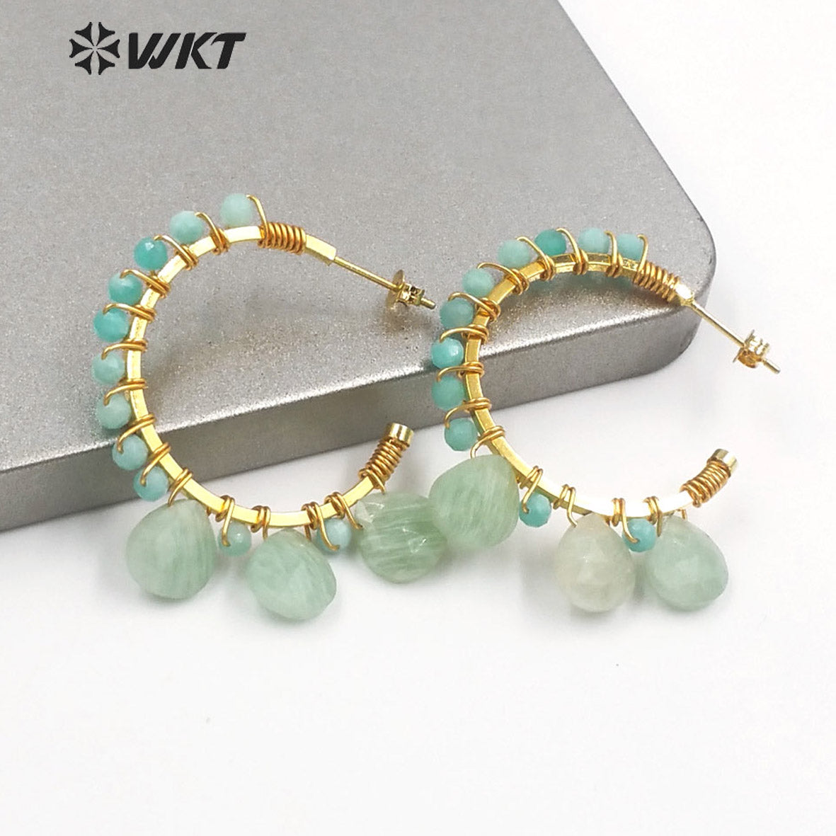 WT-E694 Wholesale Fashion Gold Plated C Shape Wire Wrapped Stone Earrings Attractive Teardrop Stone Crescent Moon Earrings