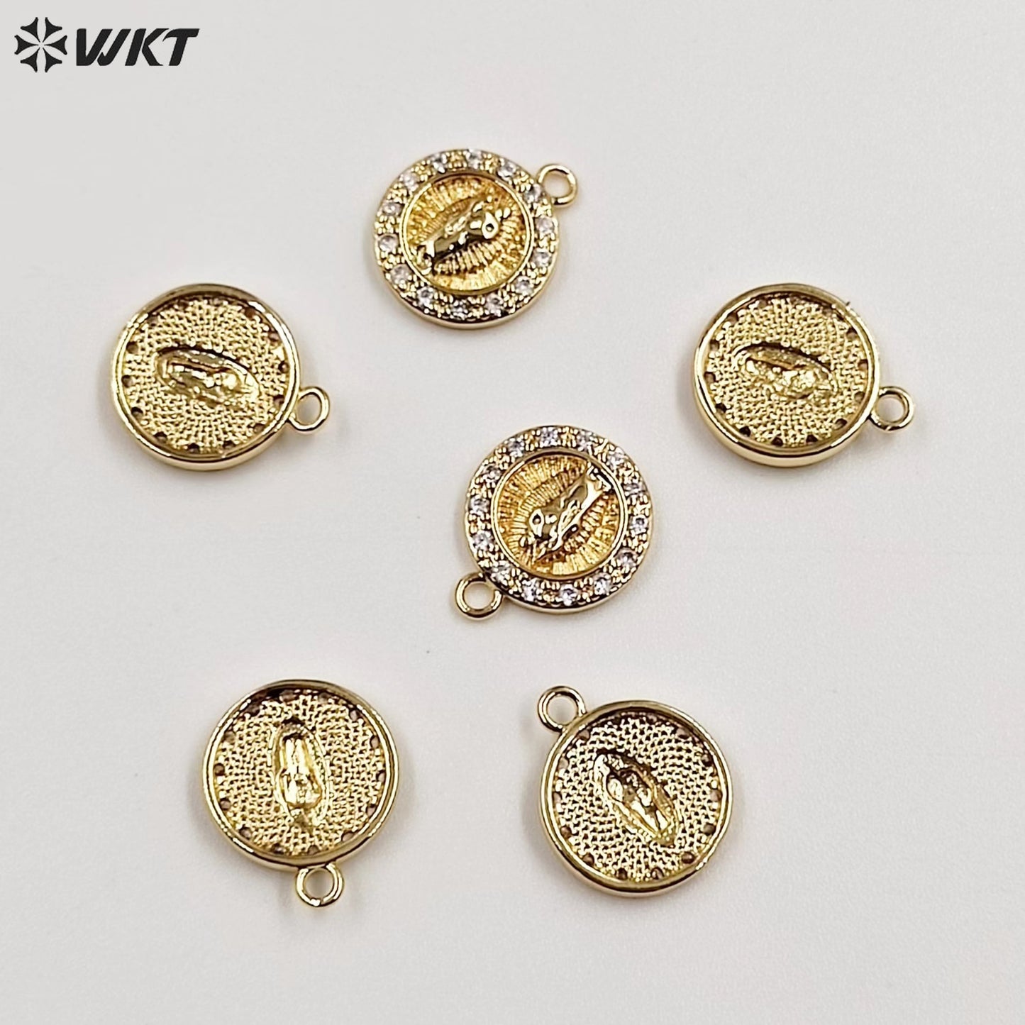 WT-MP267 Newest Vintage Style Cubic Zircon Stone for Bracelet Design Women Gold Bezel Round Pendant