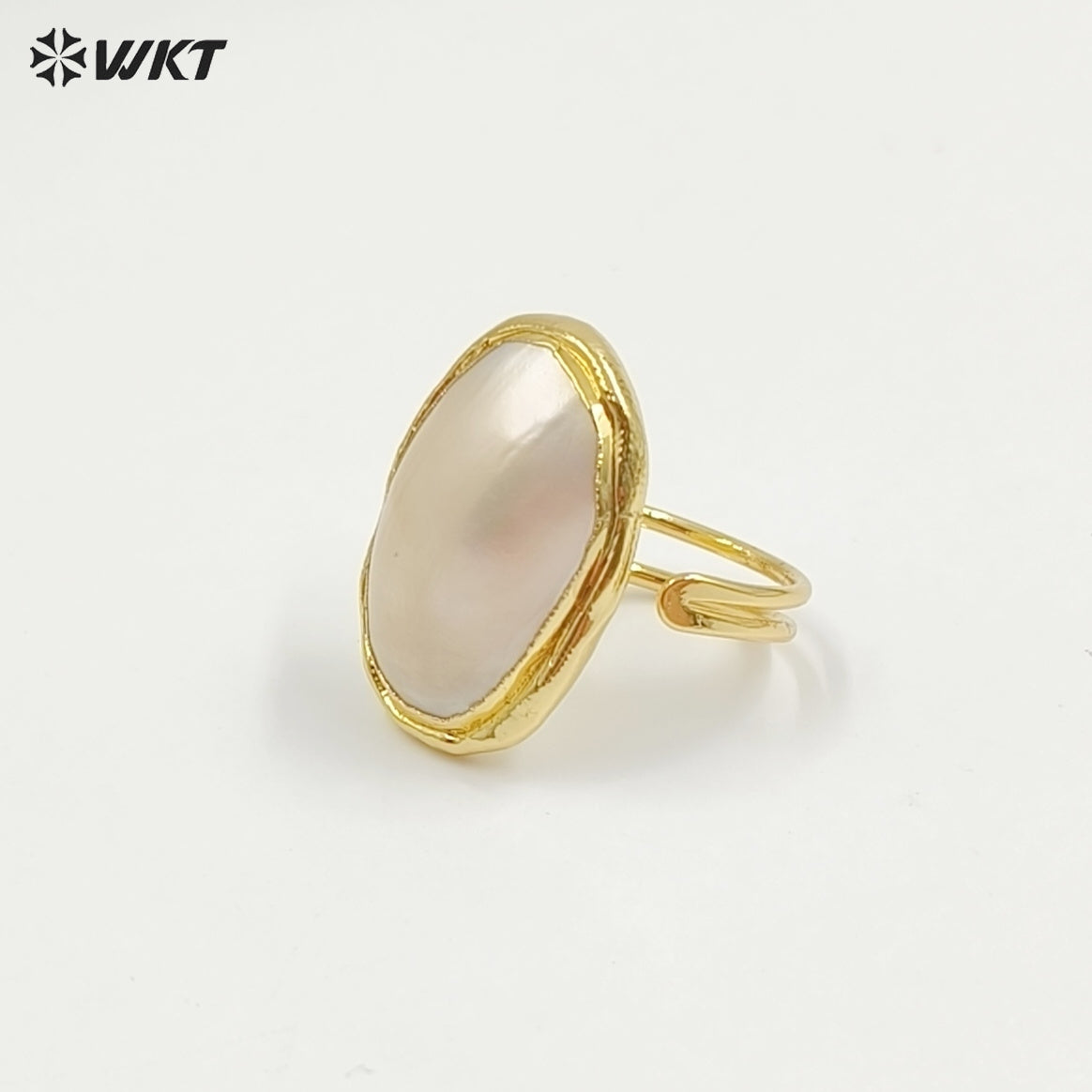 WT-MPR112 New Arrivals High Quality 18K Gold Plated Unisex Oval Adjustable Pink and White Large Mabe Shell Ring As Special Gift