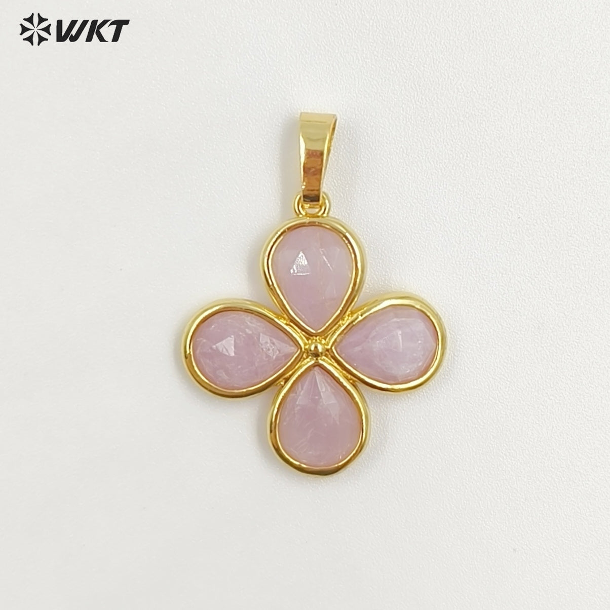 WT-P2031 Romantic Lovely Gold Plated Lucky Four Leaves Clover Flowers Shape Natural Gemstone Pendants For Ladies Necklace DIY