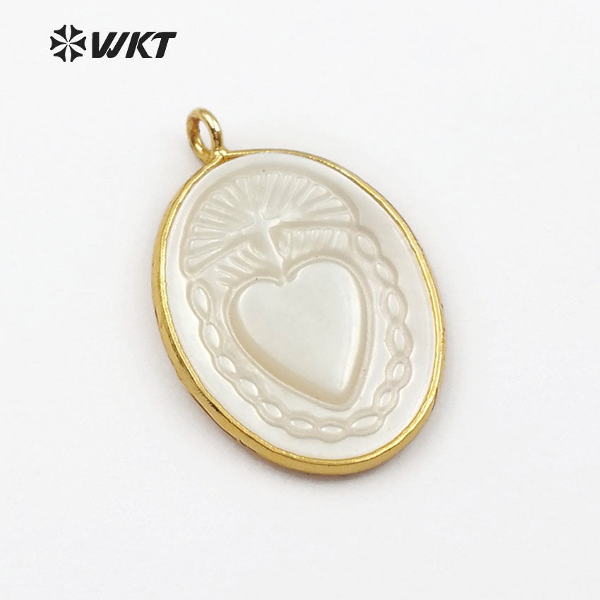 WT-JP055 Natural Shell With Mysterious Pattern Pendant for Women Necklace Making Oval Shape Gold Bezel Sea Shell Pendant