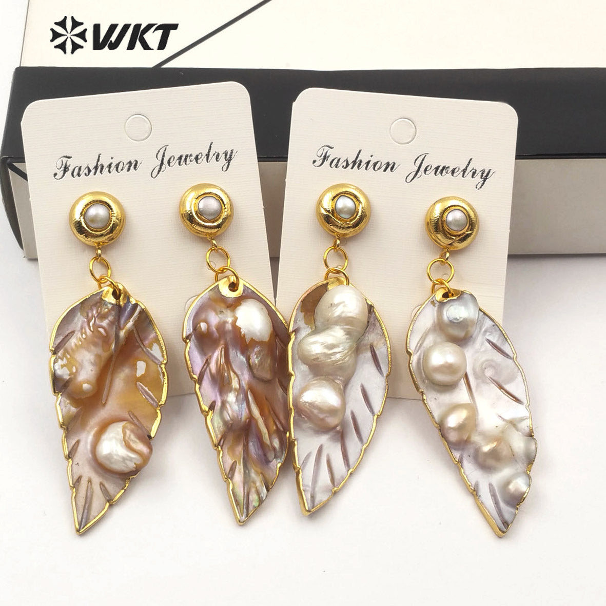 WT-E572 Newest Pearl Earrings Natural Mother of Pearl Earring With Gold Plated Trim Women Fashion Charm Jewelry
