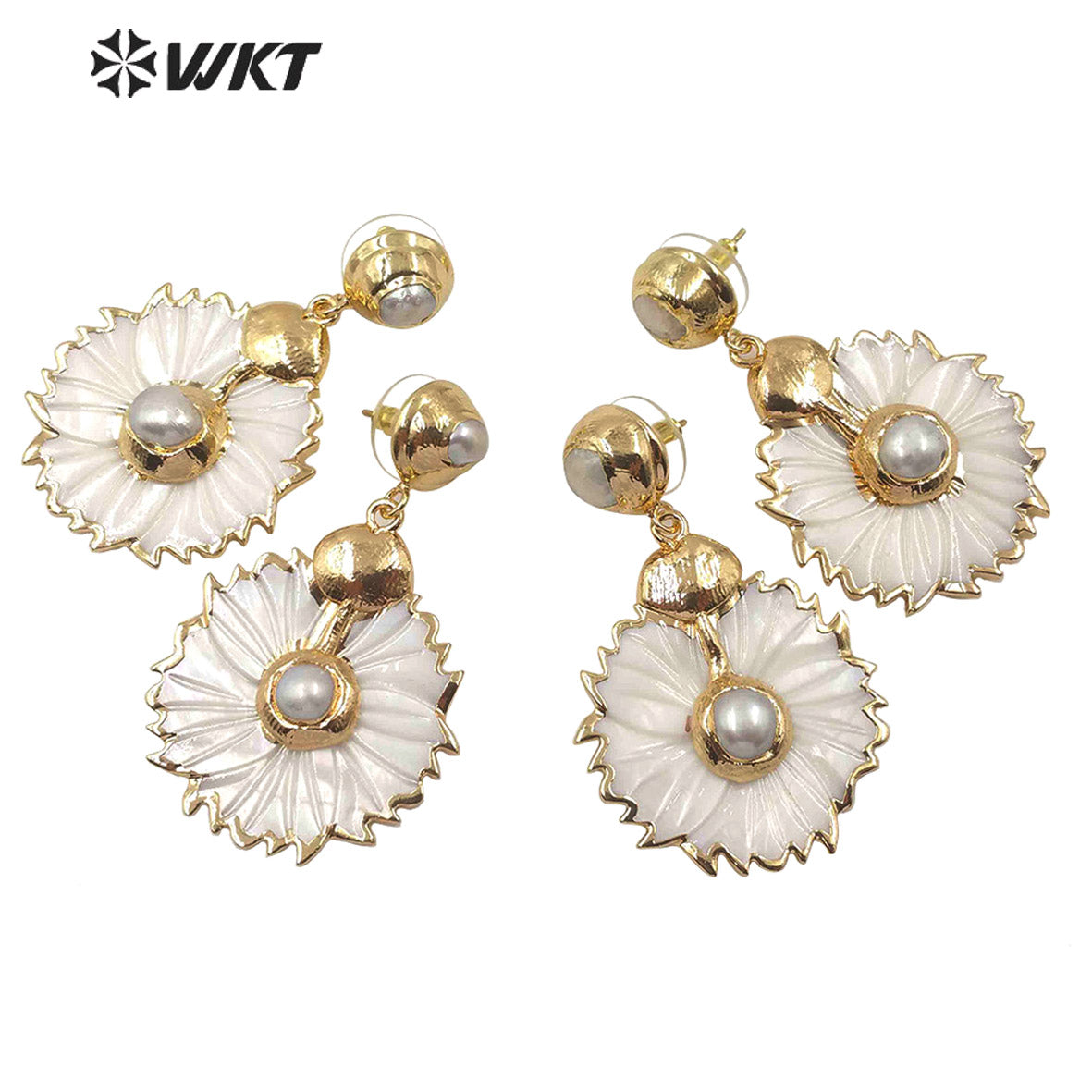 WT-E590 Wholesale Lady Elegant White Shell Flower Earring Gold Color Natural White Flower Shell Earring With Pearl Charm