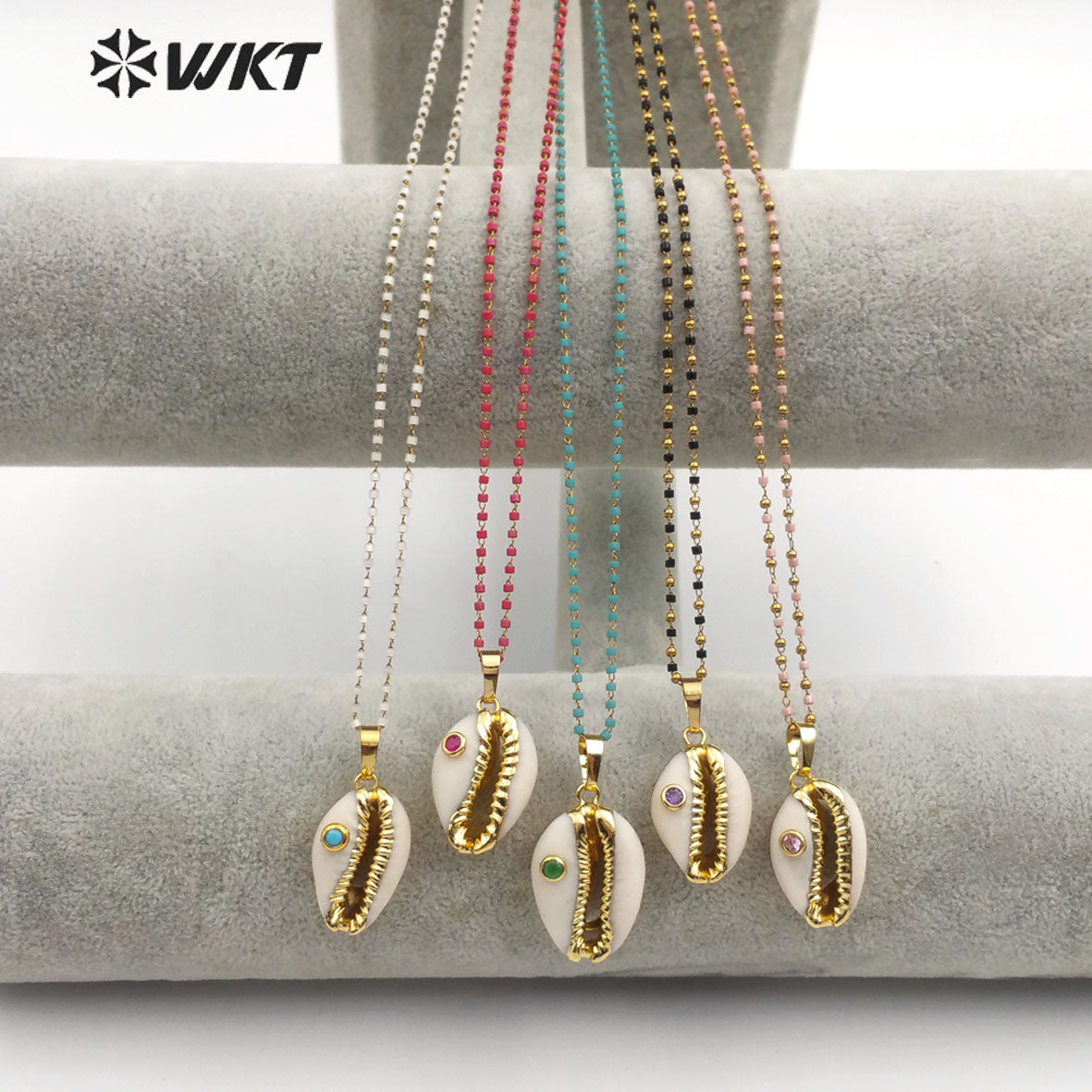WT-JN097 WKT Jewelry Cowrie Necklace with Gold Plated Trim and CZ Stone Necklace Colorful Cz Necklace in Stock