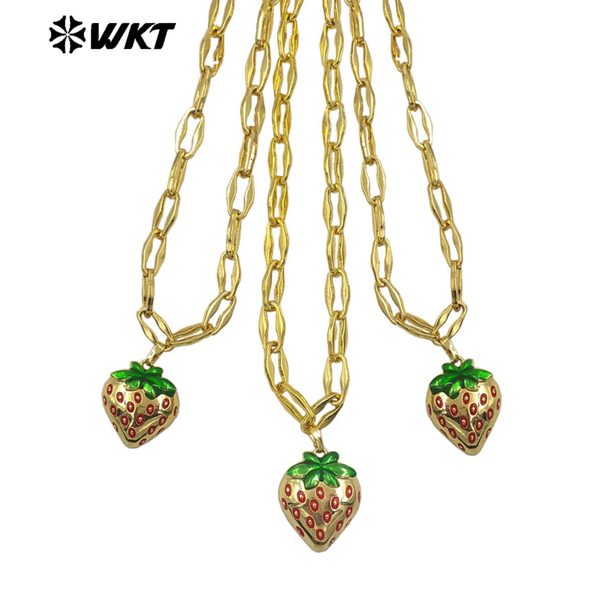 WT-JFN38 New Arrival Strawberry Charm Necklace Ladies Daily Wearing Jewelry With Special Chain Gold Plated Wonderful Gift