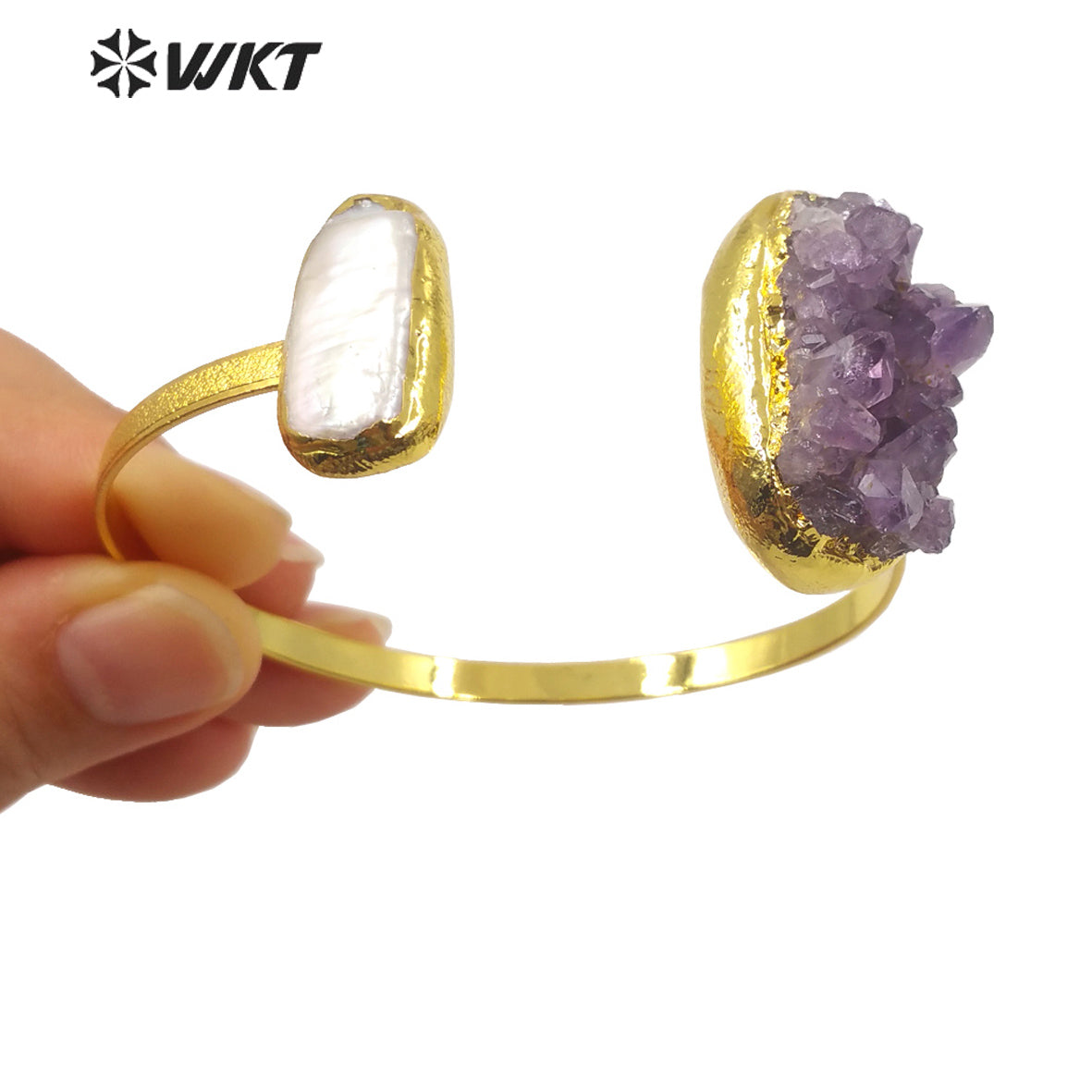 WT-B582 WKT Beautiful and Attractive Gold Electroplated Open Size Cuff Bangle Women Exquisite Natural Gemstone Amethyst Bangle