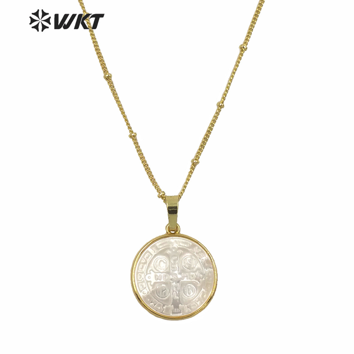 WT-JN127 Wholesale 22mm Round Mother of Pearl Christian Jesus Cross Necklace Women Fashion White Shell Religious Necklace