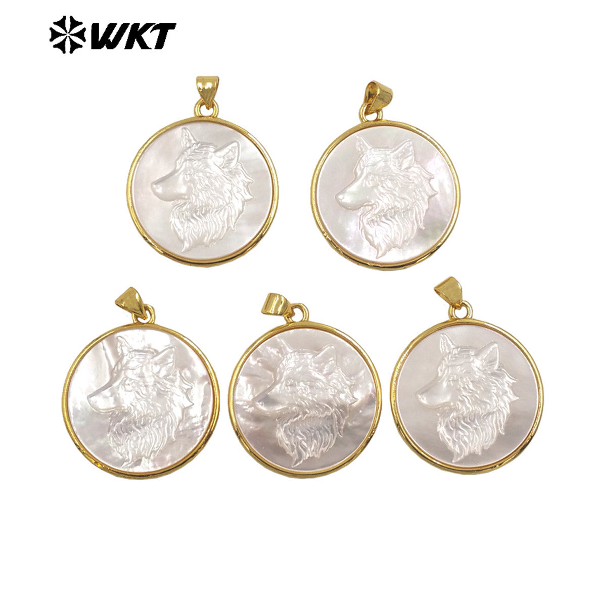 WT-JP430 Simple Design Handmade Carved Wolf Pattern Gold Electroplated Round Mop Pendant For Jewelry Necklace Making