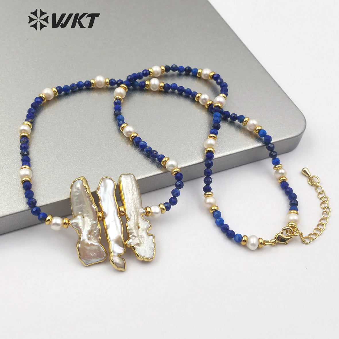 WT-JN104 Newest Natural Pearl Necklace 3mm Lapis Beads 4mm Pearl Beads Themed Pendant in Randomly Shape Fashion Charm Necklace