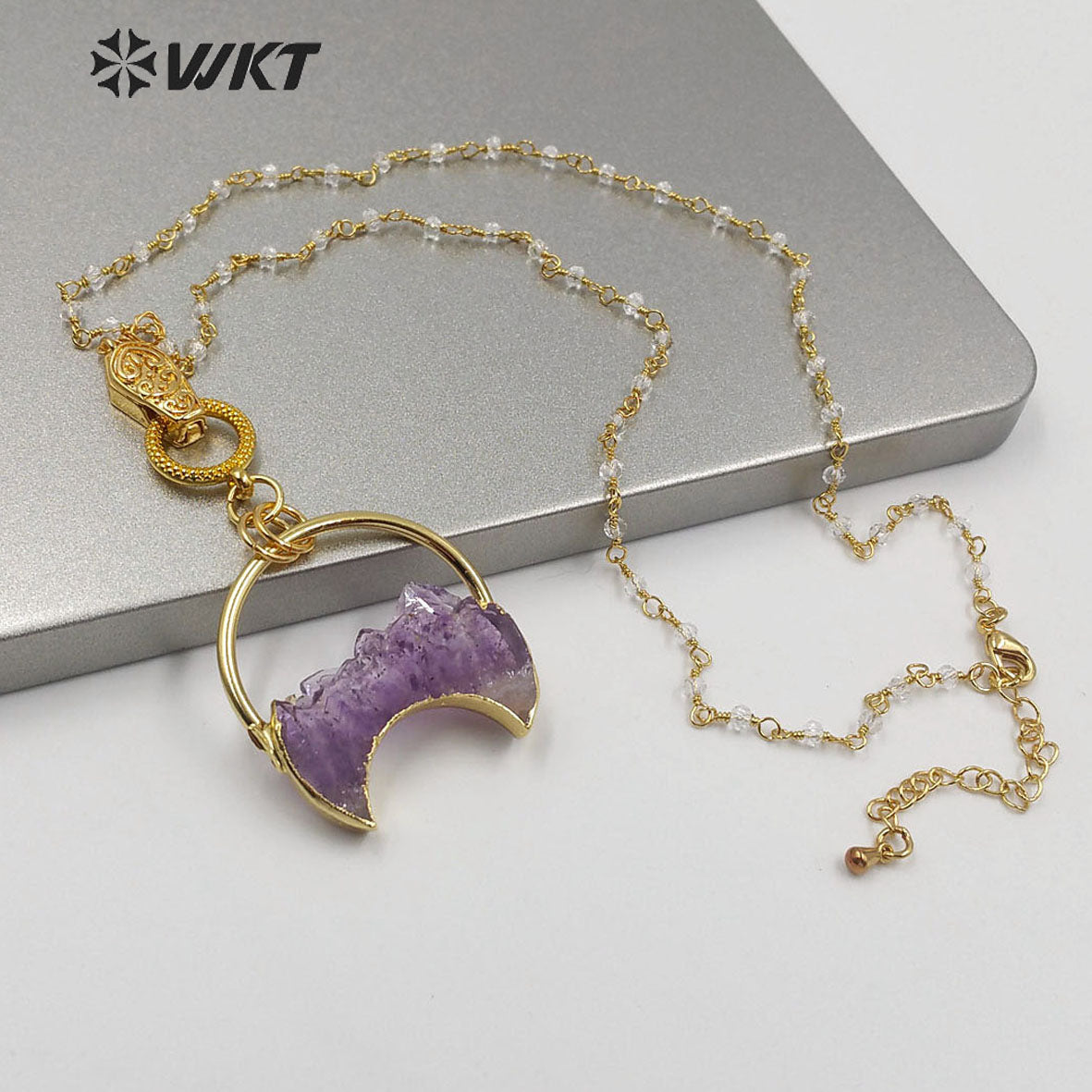 WT-N1218 New Design Magnet Buckle Necklace Natural Amethyst Necklace Fashion Lady Jewelry Natural Crescent Amethyst Necklace