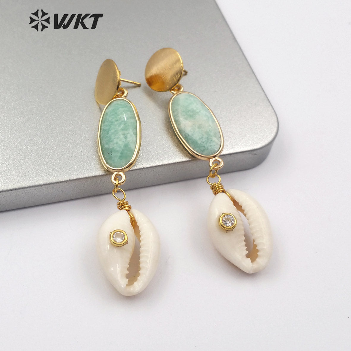 WT-E564 New Design Natural Cowrie Jewelry Long Earrings With Stone and Cowrie Earring Lady Fashion Earrings