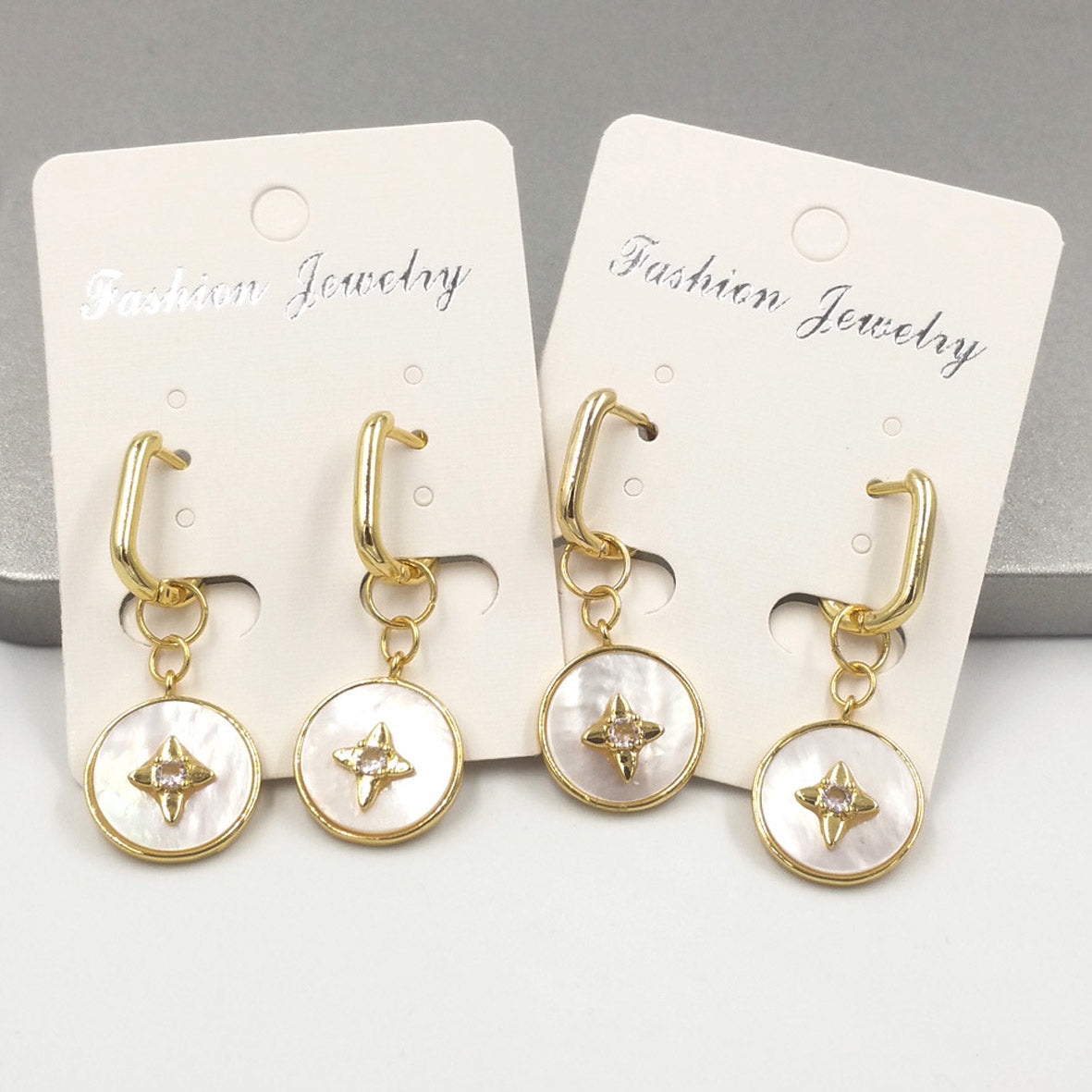WT-MPE068 French Vintage Elegant Earrings Petal Diamond Micro Pave Earring Shell Pendant Women Shell Earrings