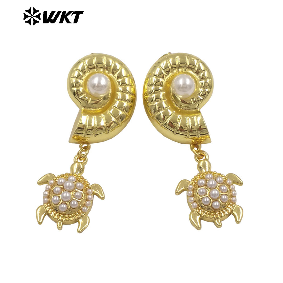 WT-ME134 Lovely Shell Shape Brass Gold Plated With Little Charm And Artificial Pearl Earrings For Women Daily Decoration