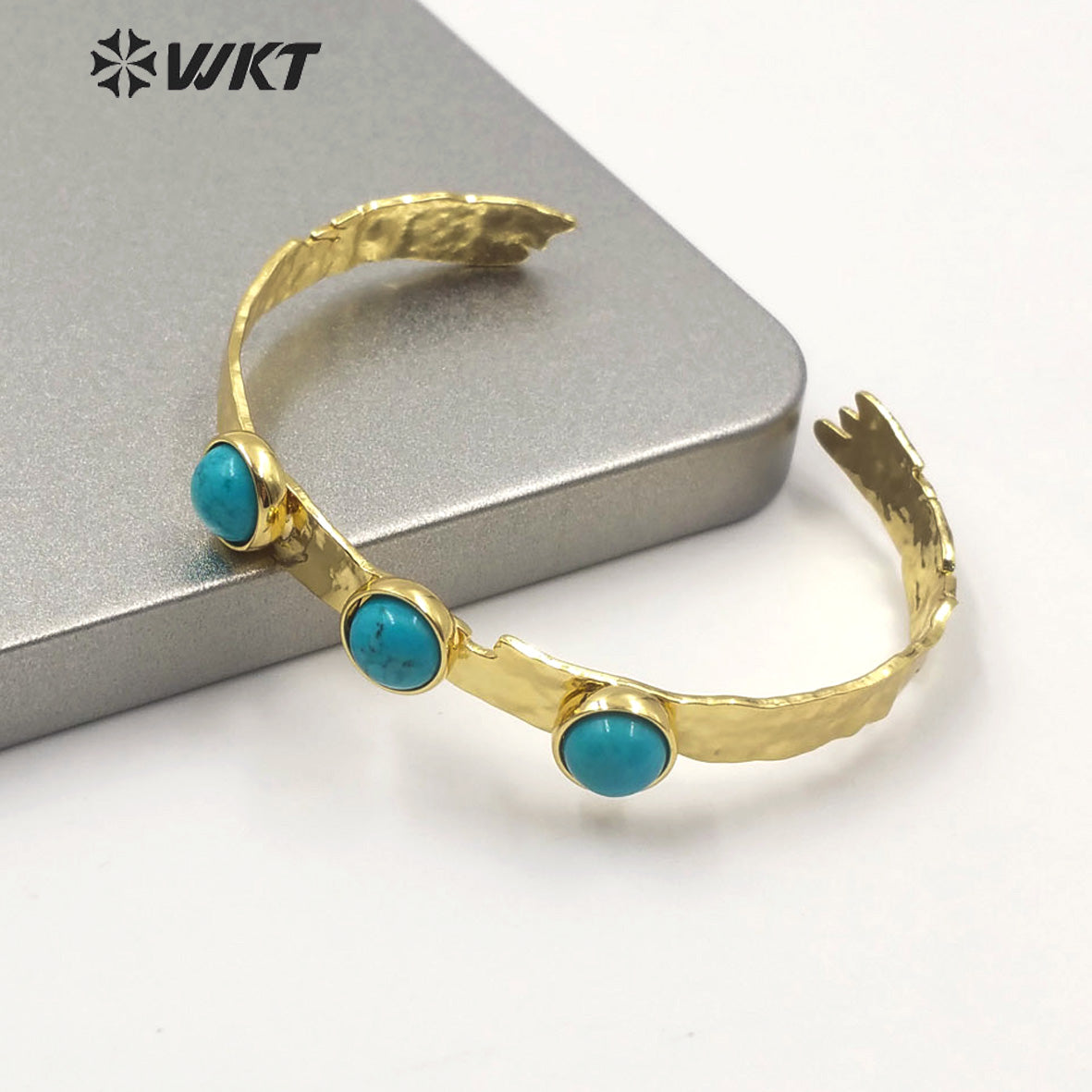 WT-B553 WKT Exclusive Design Triple Stone Bangle Women Gold Electroplated Adjustable Triple Turquoise Stone Cuff Bangle