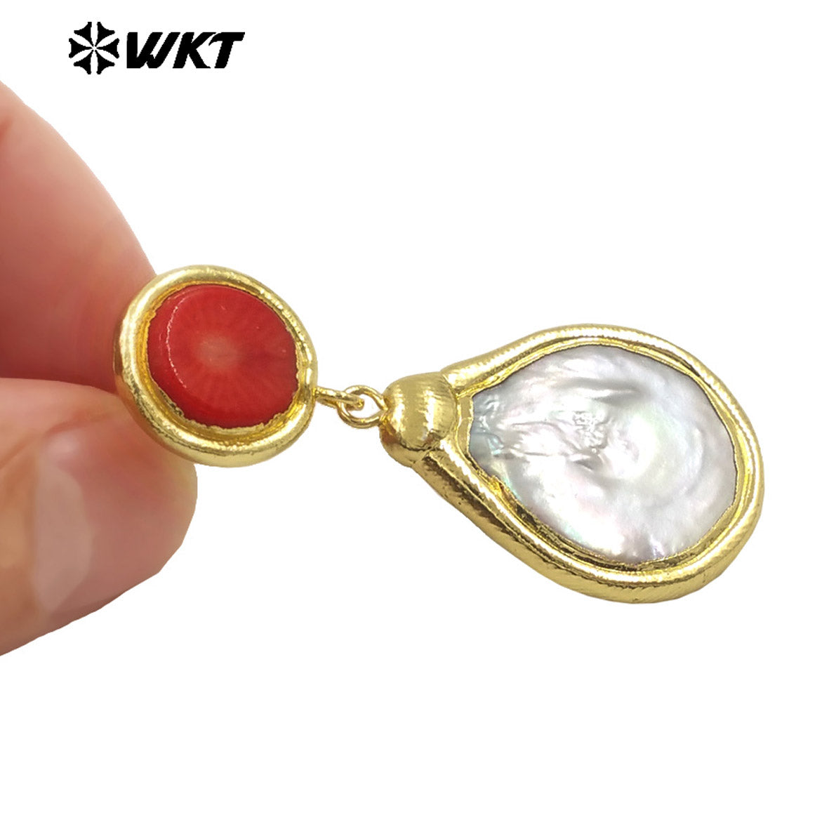 WT-MPE141 High Quality 18K Gold Plated Round Red Coral Water Drop Shaped Pearl Earring for Women As Daily Decorative Jewelry