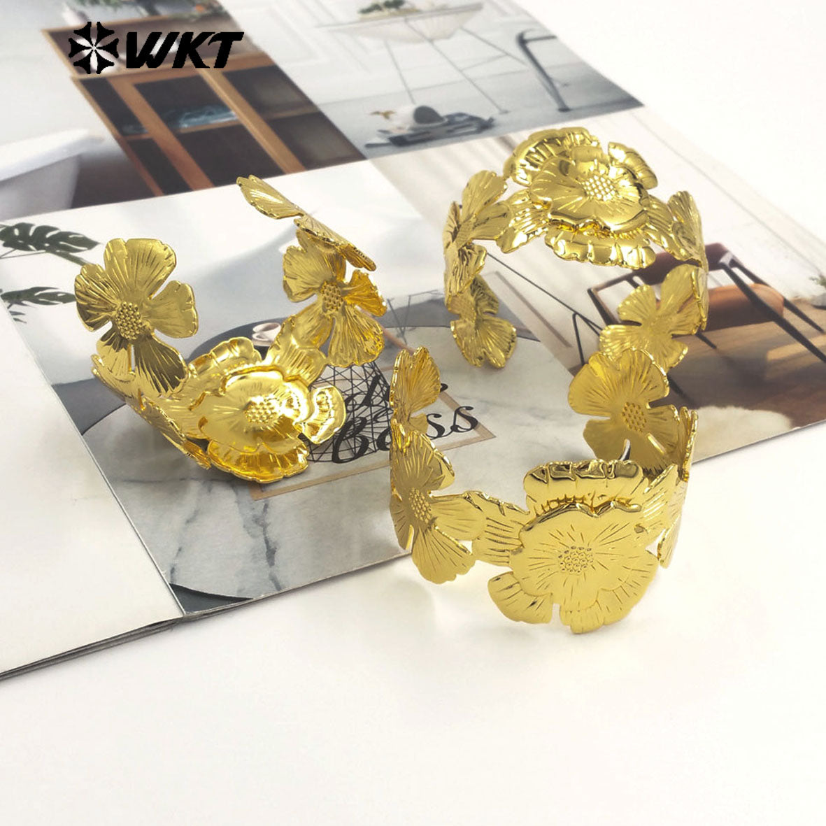 WT-JF359 New Sales Flowers Shape Gold Electroplated Women Bangle Adjustable Size Beautiful Fashion Jewelry Accessories