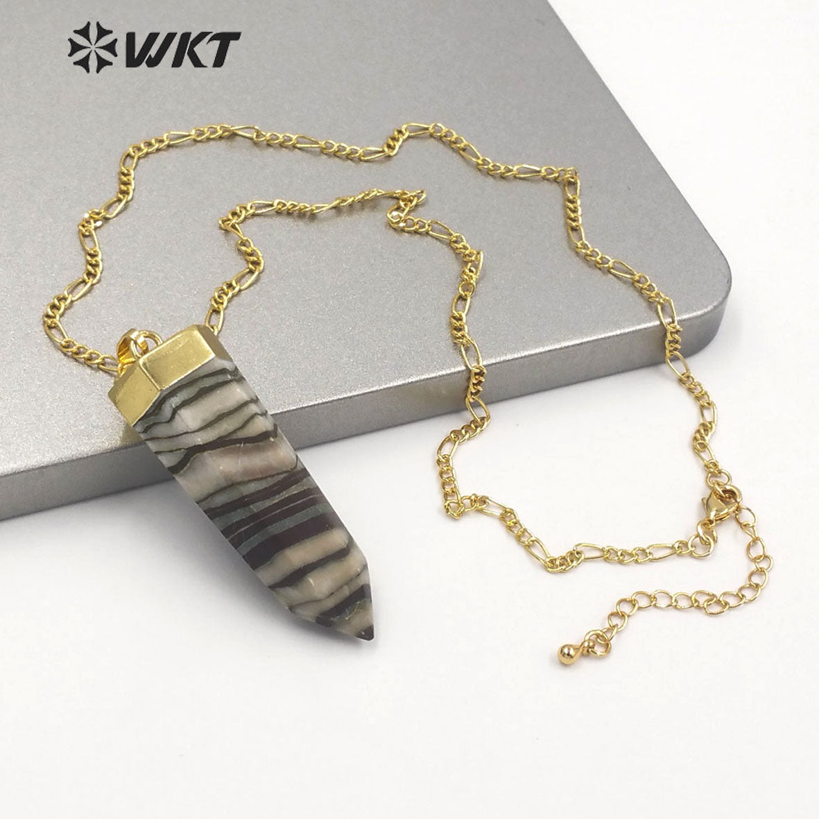 WT-N1301 New Stone Fashion Hexagon Spirit Jade Stone Pendant Necklace 18 Inch Long Chain Women Gold Stone Necklace