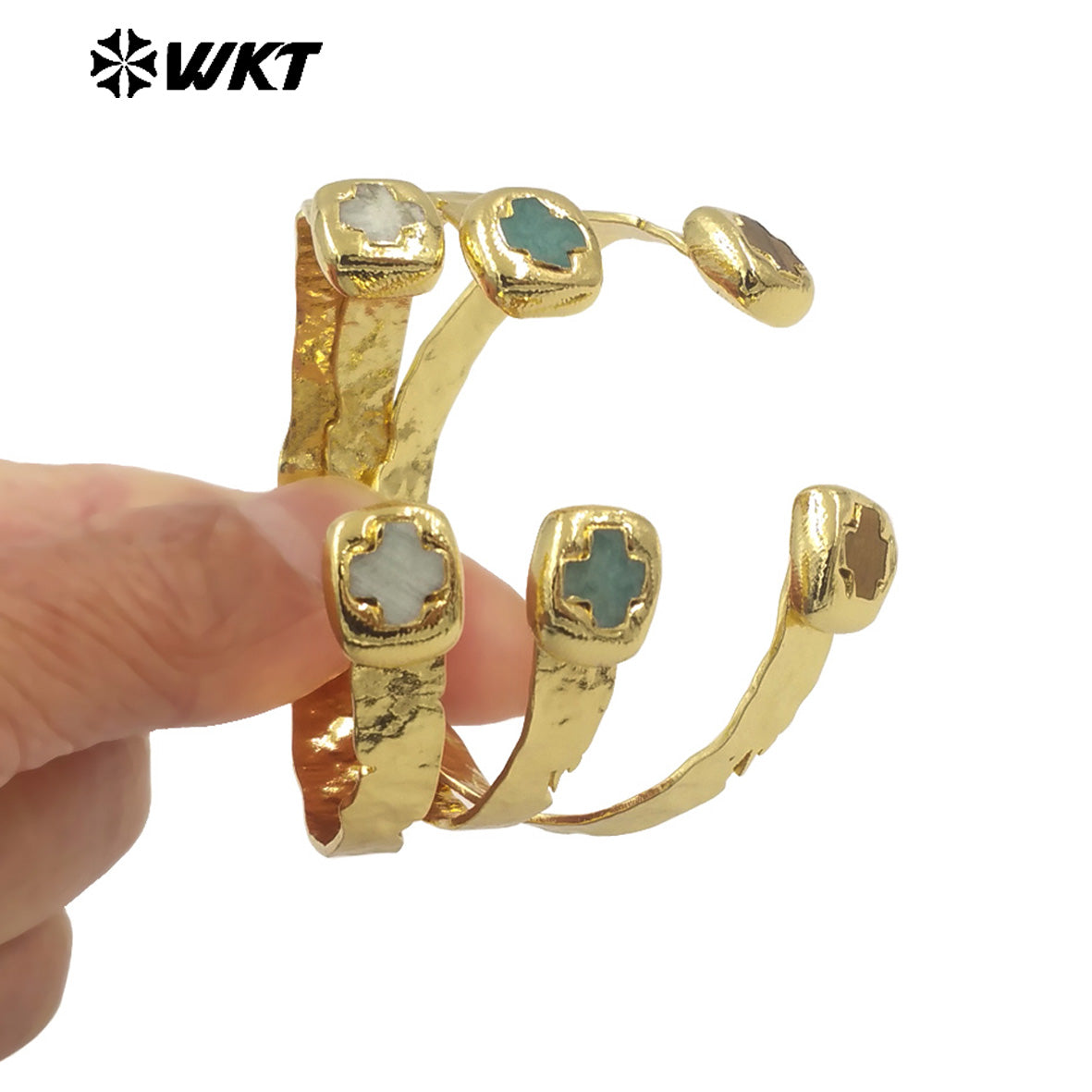 WT-B698 Wholesale Exquisite Women Gemstones Cross Bangles With Gold Electroplated for Daily Jewelry Accessories
