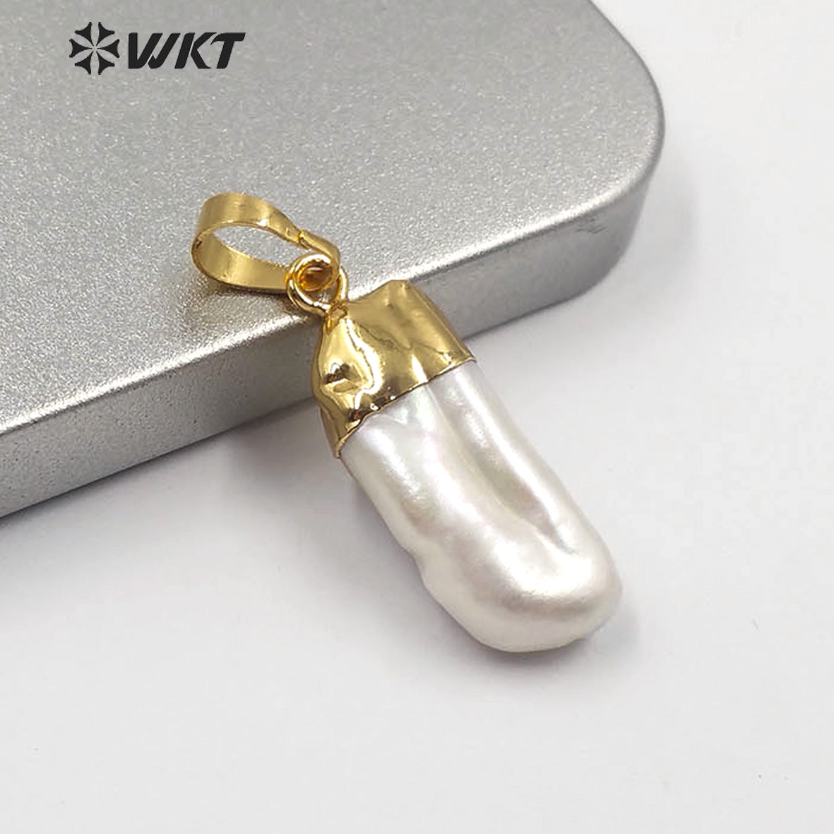 WT-JP175 Wholesale Fashion Natural Baroque Pearl Pendant Irregular Shape Pearl Pendant Women Charm New Jewelry Pendant