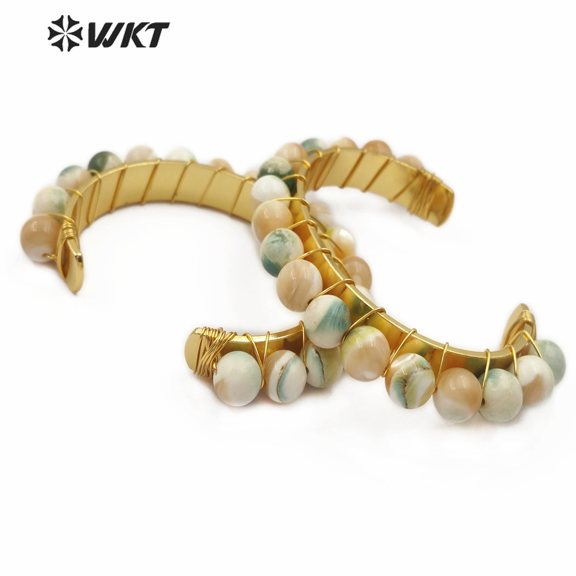 WT-B477 Wholesale New Jewelry Natural Shell Gold Bangles Nice Decent Lady Shell Bangles Anniversary Gift Birthday Gift