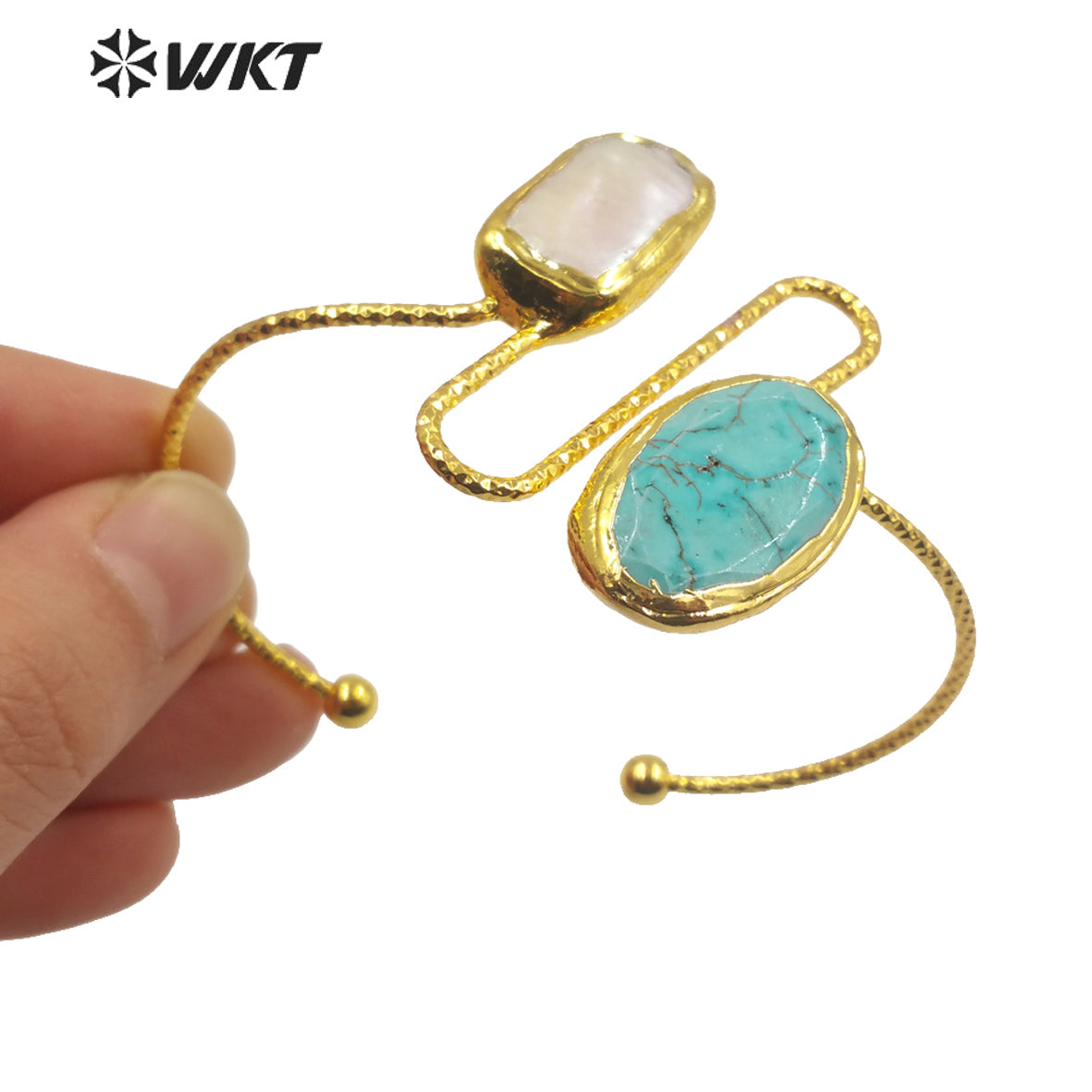WT-MPB035 Amazing 18k Gold Electroplated Resist Tarnishable Turquoise and Pearl Cuff Bangle Gorgeous Gold Fashion Stone Bangle