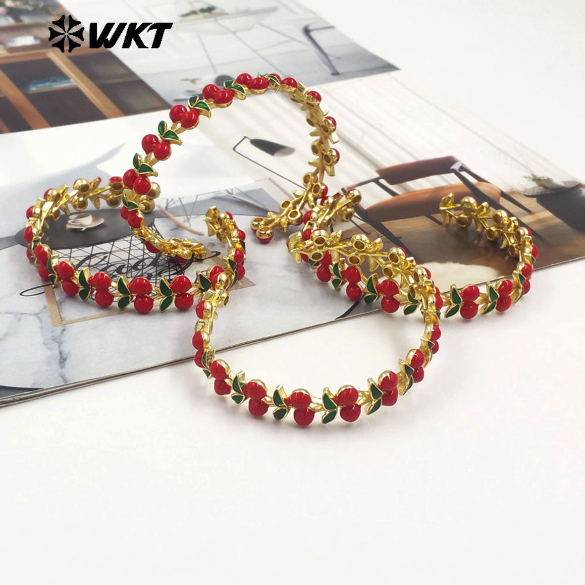 WT-JF363 Popular Sales Yellow Brass With Drop Oil Women Bangle Cherry Fruit Style Gold Electroplated For Cute Jewelry Accessory