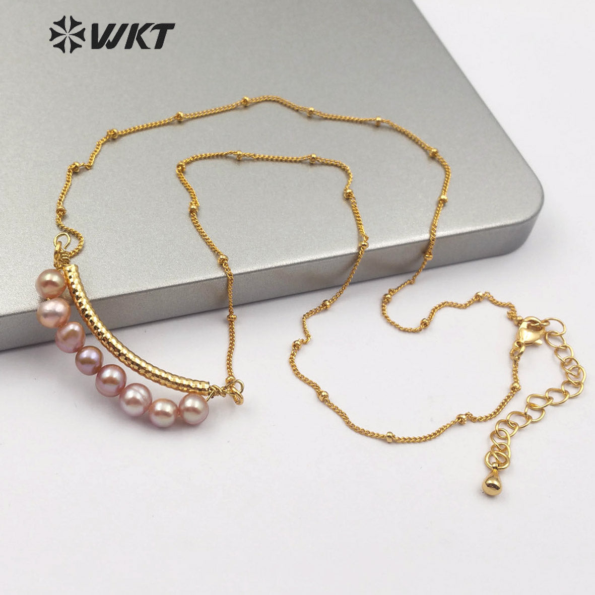 WT-JN102 Wholesale Natural Pearl Bend Necklace Three Colors Selection Women Fashion Hot Sales Jewelry Pearl Necklace