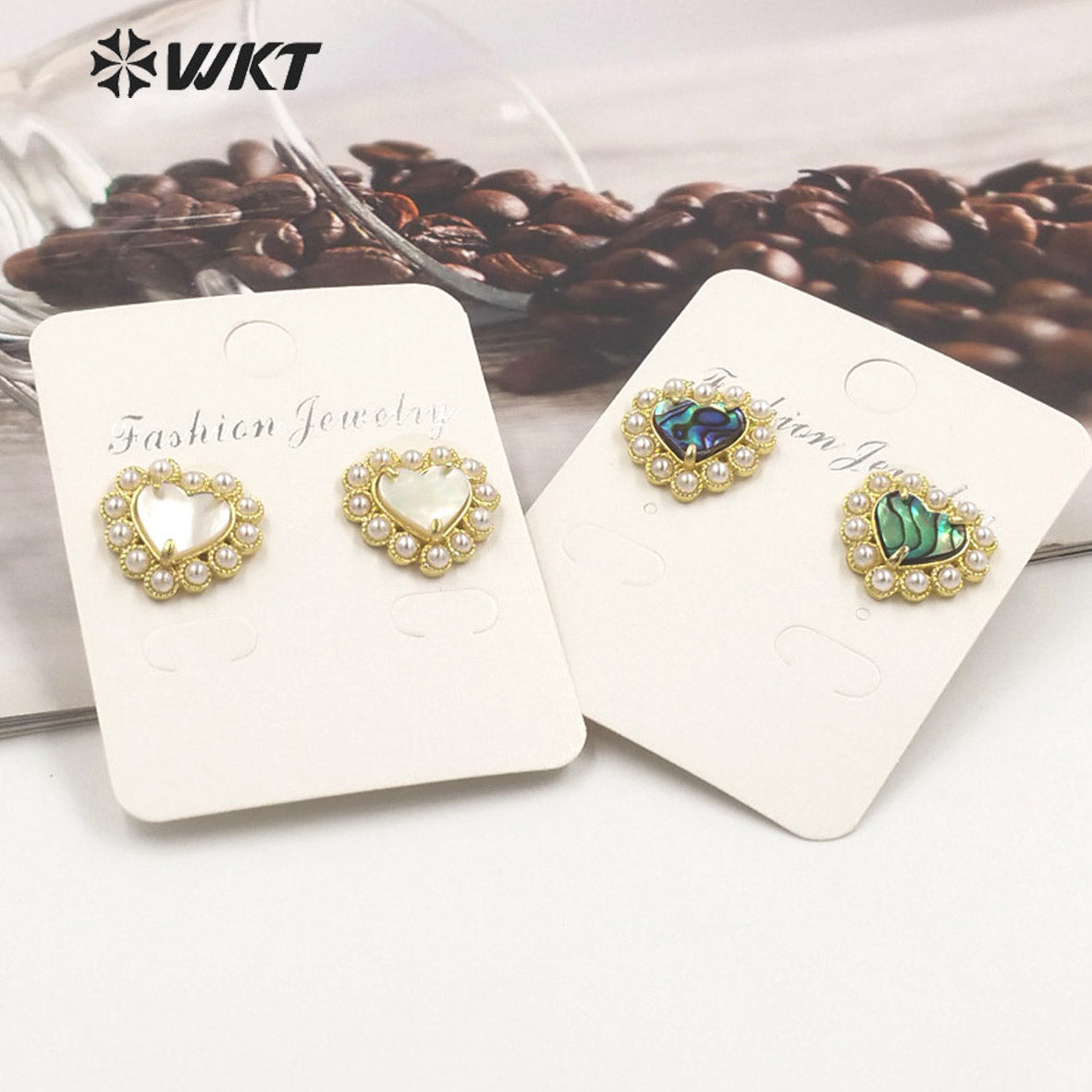 WT-MPE123 Wholesale Gold Plated Artificial Pearl and Natural Abalone Shell Heart Girl Earrings Popular Fashion Boho Studs