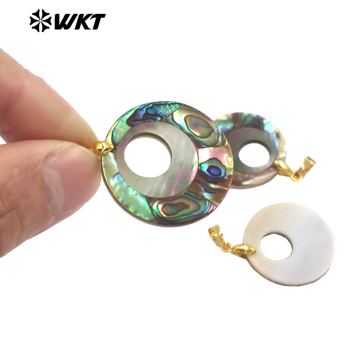 WT-JP429 Wholesale Good Quality Natural Abalone Shell With Hole Round Charm Pendant Fashion Design Jewelry Accessories