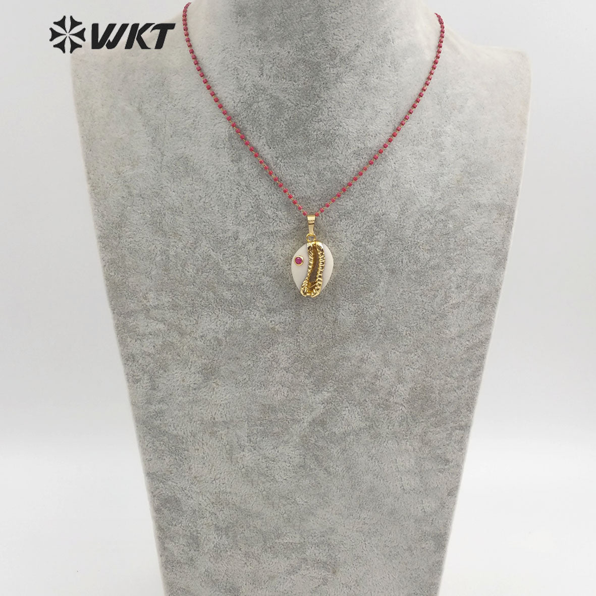 WT-JN097 WKT Jewelry Cowrie Necklace with Gold Plated Trim and CZ Stone Necklace Colorful Cz Necklace in Stock
